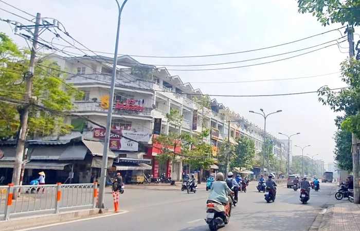 mat-tien-ta-quang-buu-4x20-duc-5-tang-293m2-chi-19-ty