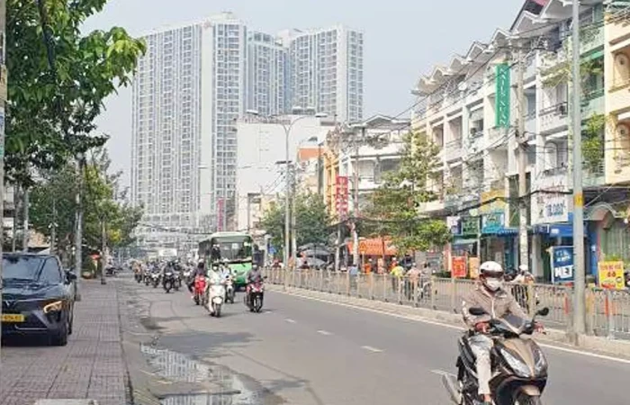 mat-tien-ta-quang-buu-4x20-duc-5-tang-chi-18-ty-6