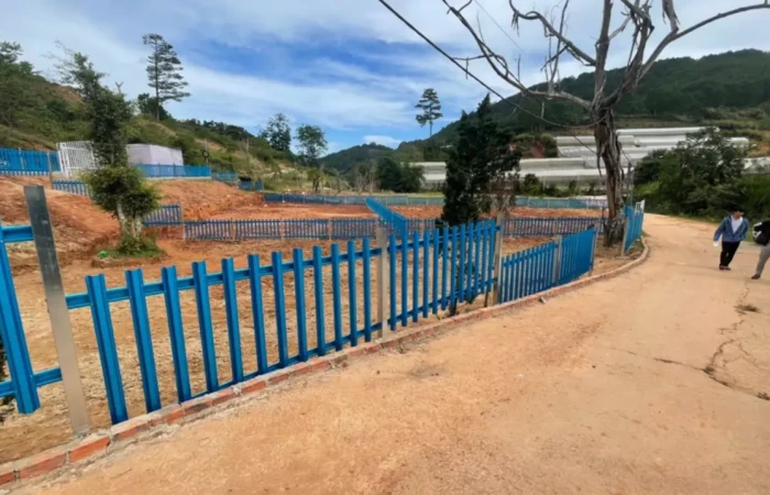 nha-mat-tien-duong-phuoc-thien-dt-100m-doi-dien-vin-vi-tri