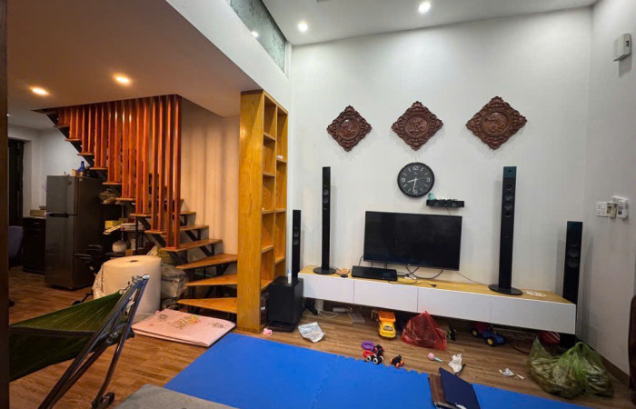 ban-nha-lien-ninh-thanh-tri-ha-noi-5-tang