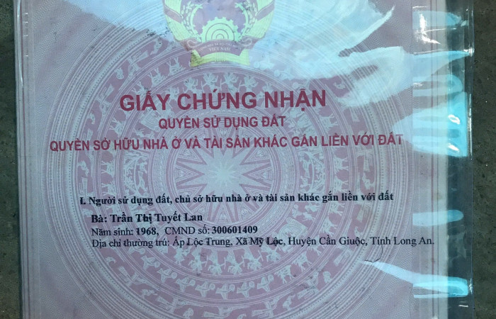 ban-nha-pho-tai-huyen-can-giuoc-long-an