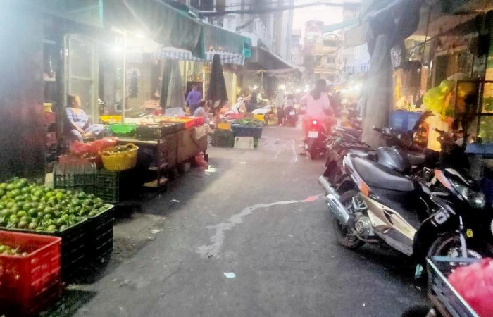 mat-tien-cho-rach-ong-ngang-65m-chi-12-ty
