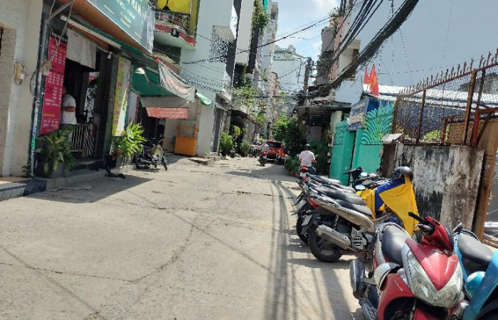 mat-tien-hem-28-duong-ba-trac-4x20-chi-9-ty-7