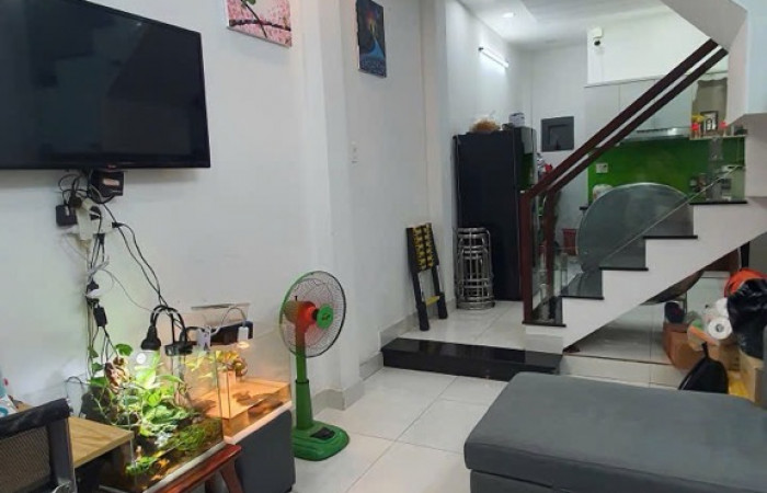 nha-1duong-so-13-3-tang-4pn-40m2-gia-4-ty